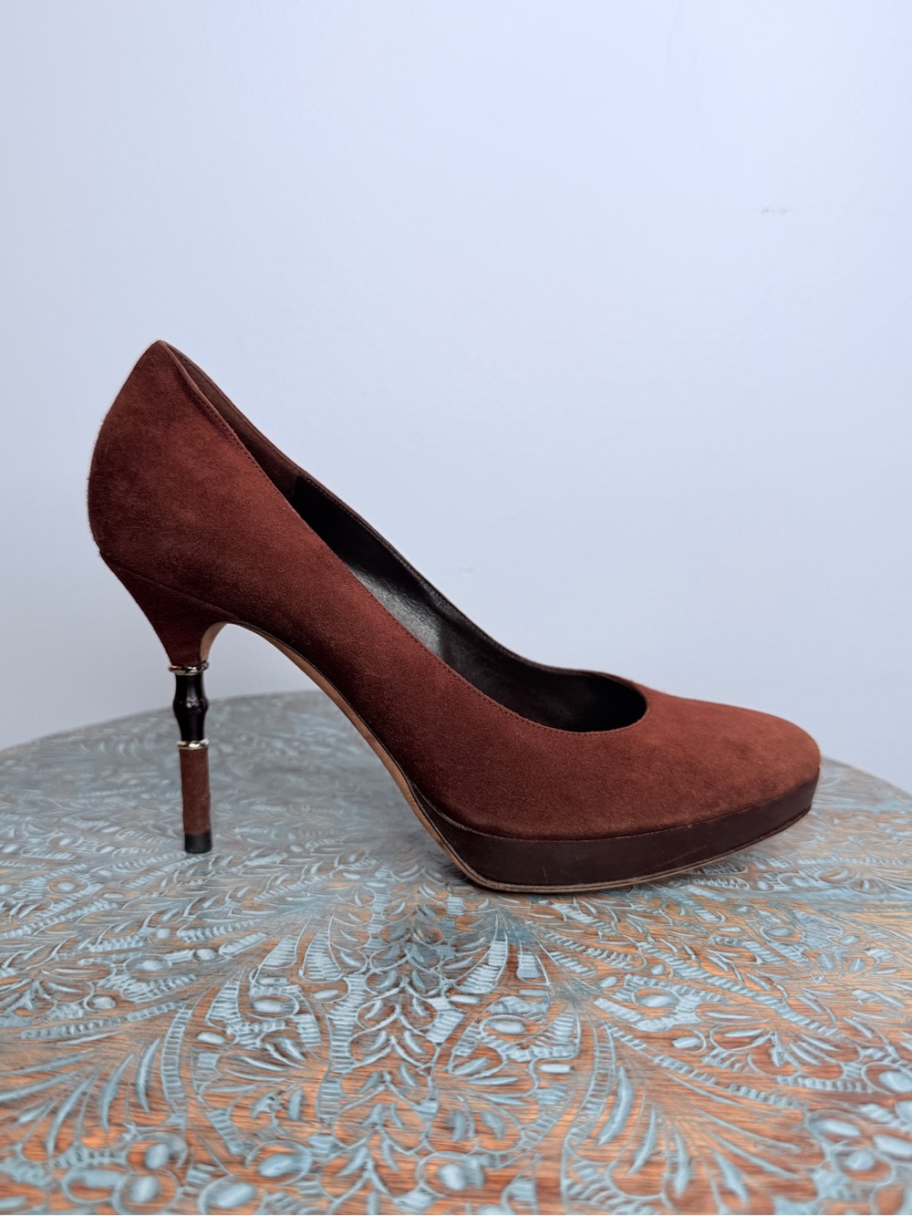Gorgeous Gucci Chocolate Brown Suede Pump Heels Size 36